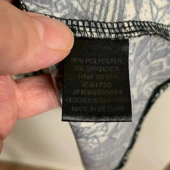 Bebop Black w Ivory Summer dress, stretchy, pullover, light, airy, wrinkle free - Picture 5 of 5